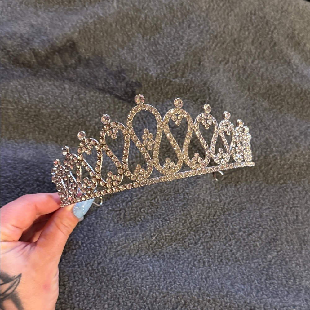Spirit Crystal Rhinestone Tiara - Silver